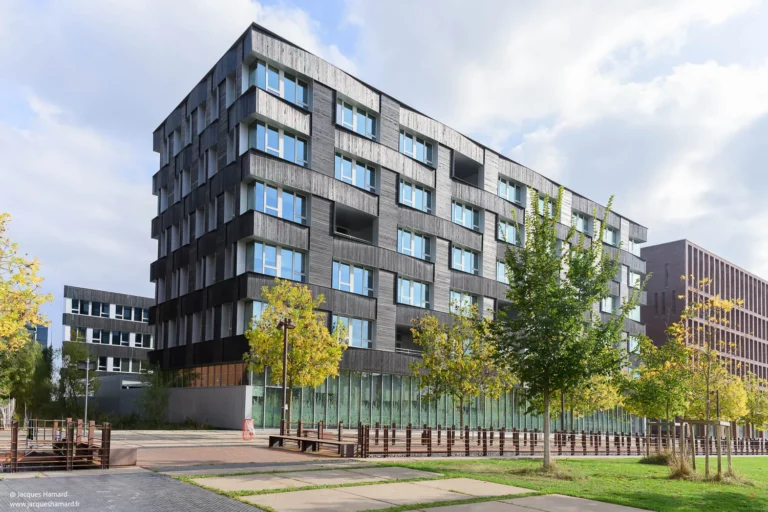 Volumes et perspectives Eurotechnologie Lille — Jacques Hamard photographe architecture