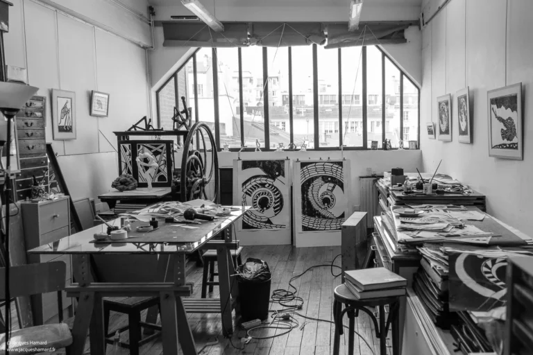 Reportage atelier sculpteur bois Paris — Jacques Hamard photographe portraits métier