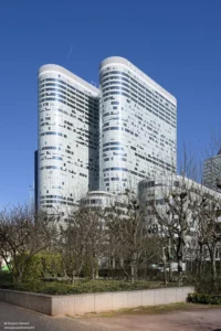 Quartier La Défense — répétition des façades — photographie architecture Jacques Hamard