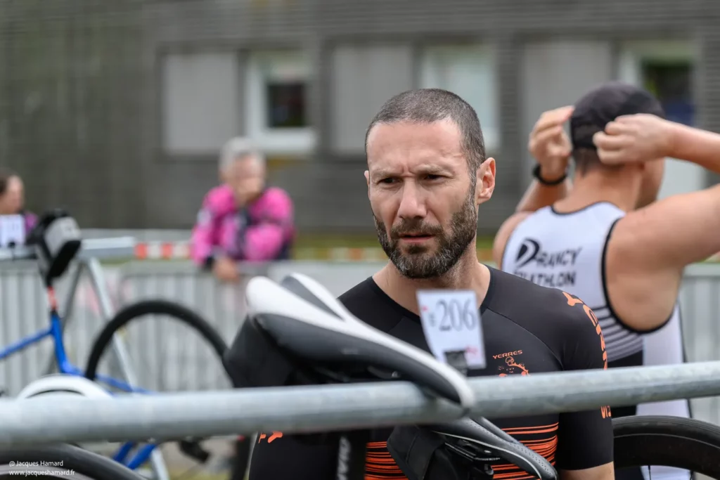 Concentration des athlètes avant le départ de la course